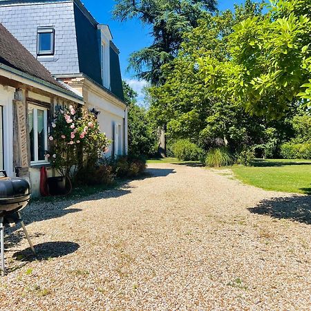 Maison Chaleureuse De 4 A 12 Personnes Neuville-aux-Bois エクステリア 写真