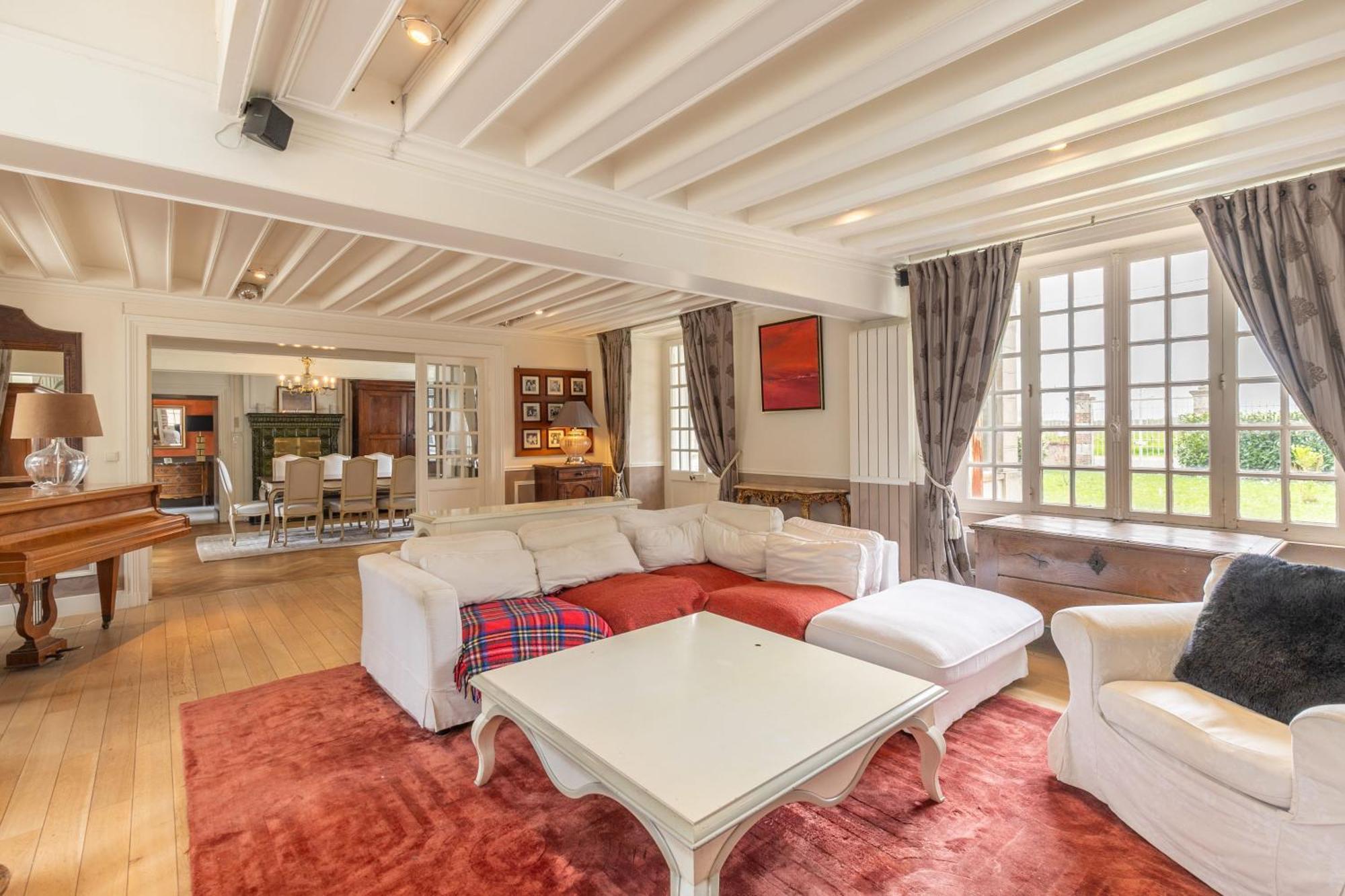 Maison Chaleureuse De 4 A 12 Personnes Neuville-aux-Bois エクステリア 写真