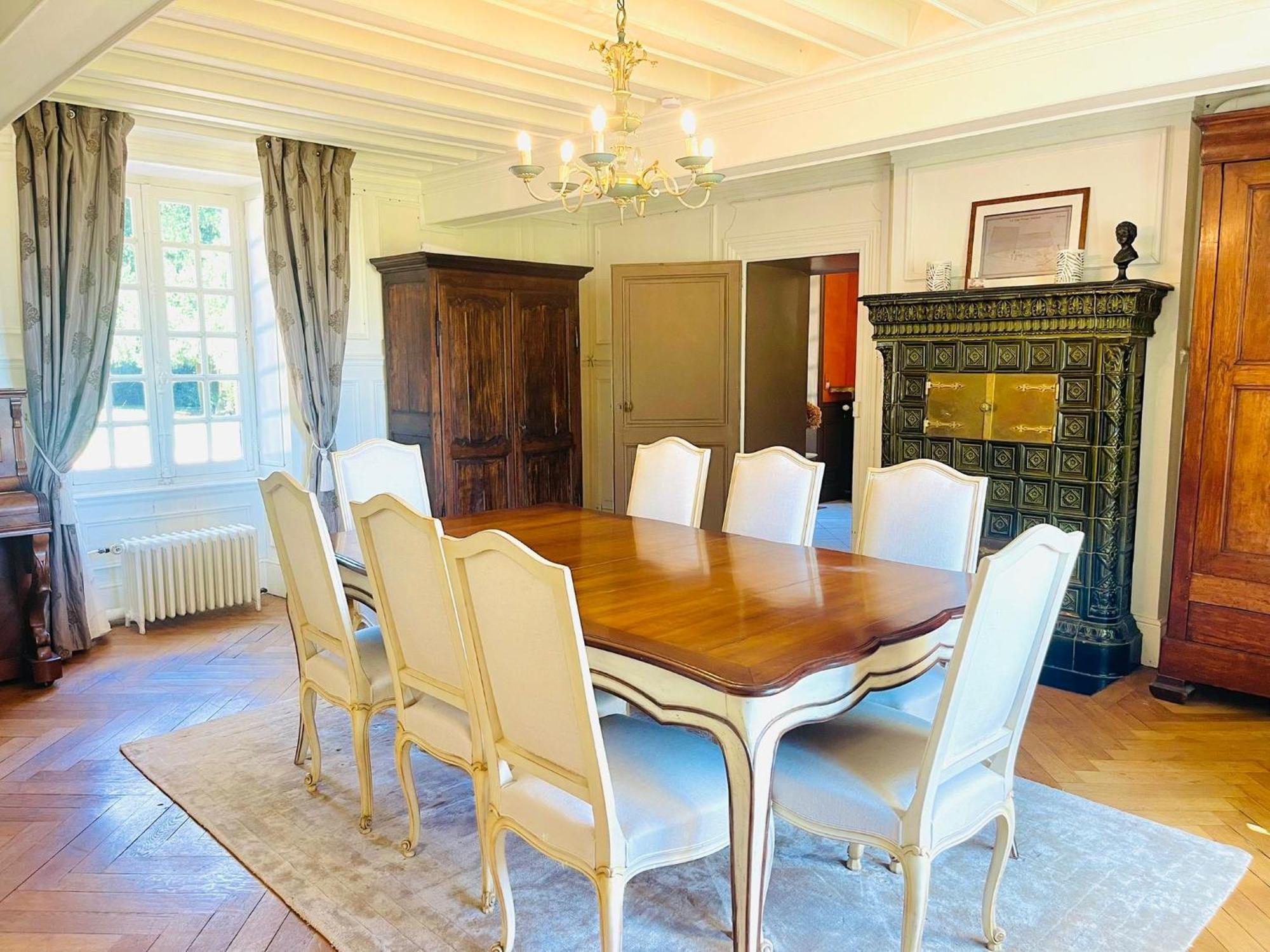 Maison Chaleureuse De 4 A 12 Personnes Neuville-aux-Bois エクステリア 写真